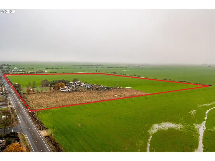 30540 Priceboro Dr, Harrisburg, OR 97446 - Image #2