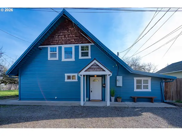 1673 Olive Aly, Eugene, OR 97401