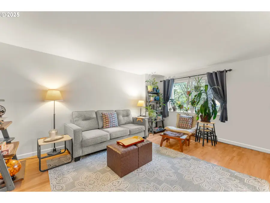 47 Eagle Crest Dr #13, Lake Oswego, OR 97035 - Image #3