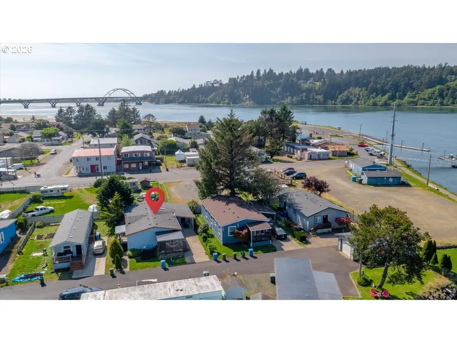 955 NE Mill C-18 St, Waldport, OR 97394 - #2