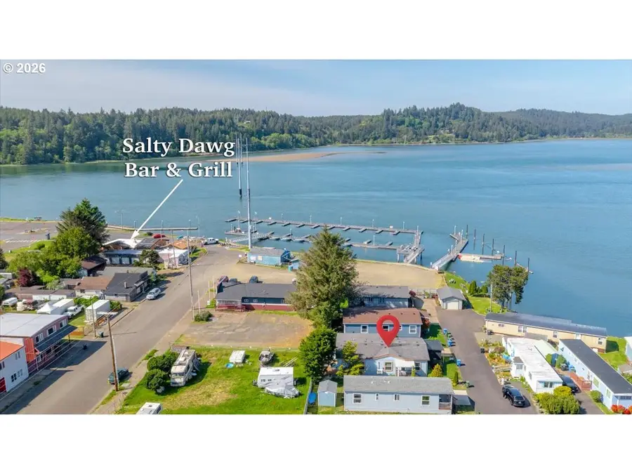 955 NE Mill C-18 St, Waldport, OR 97394 - #3