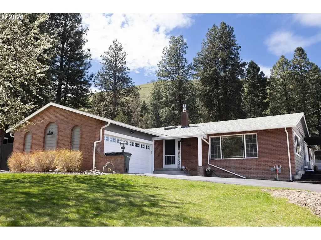 1812 Foley St, La Grande, OR 97850 - #1