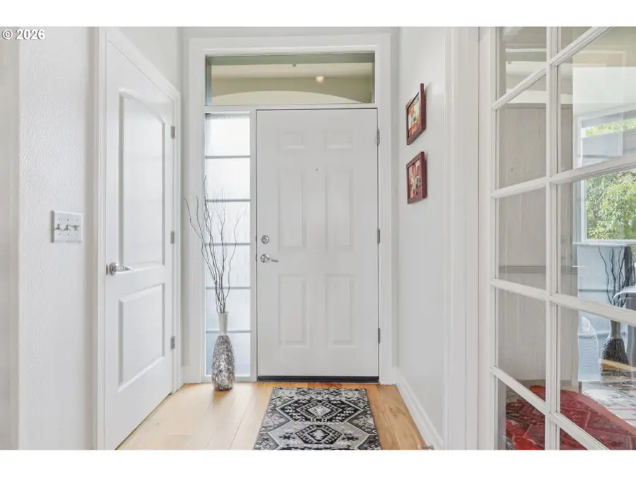 905 N Harbour Dr, Portland, OR 97217 - #3