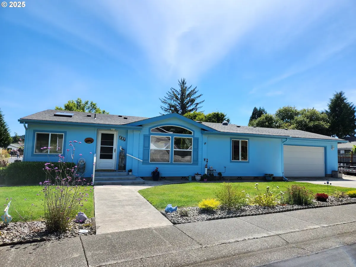 227 Lakeland Dr, Lakeside, OR 97449 - #1