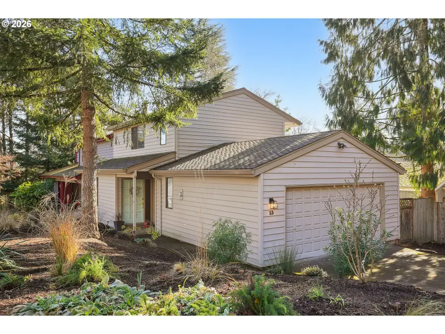 13 Mountain Cir, Lake Oswego, OR 97035 - #2