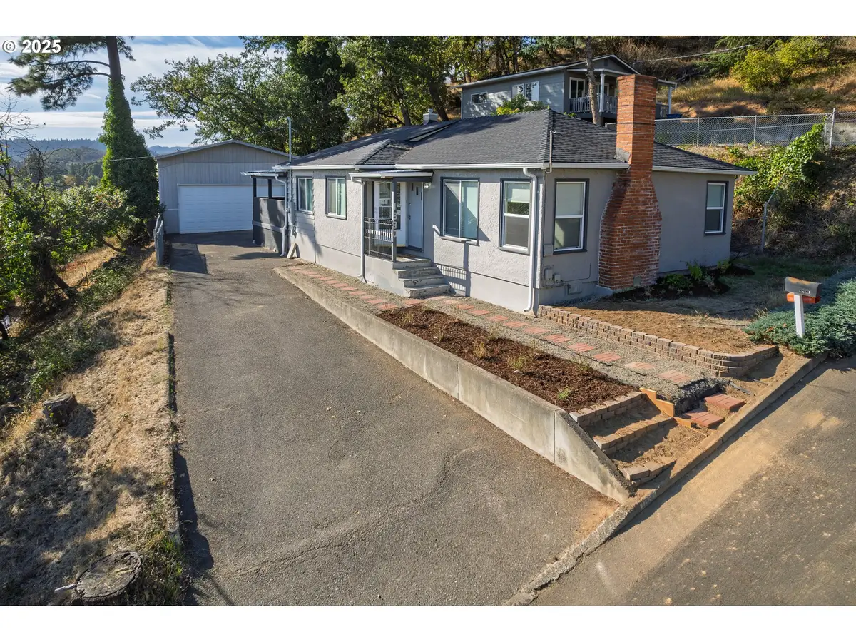 1830 NW Goetz St, Roseburg, OR 97471 - Image #1