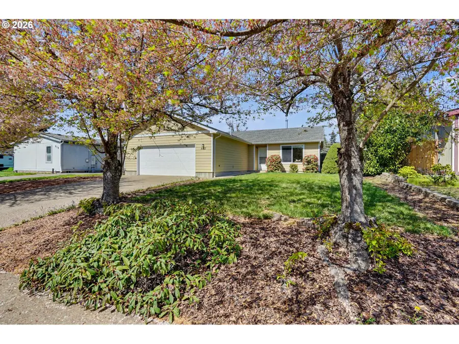 550 SE Hankel St, Dallas, OR 97338 - #2