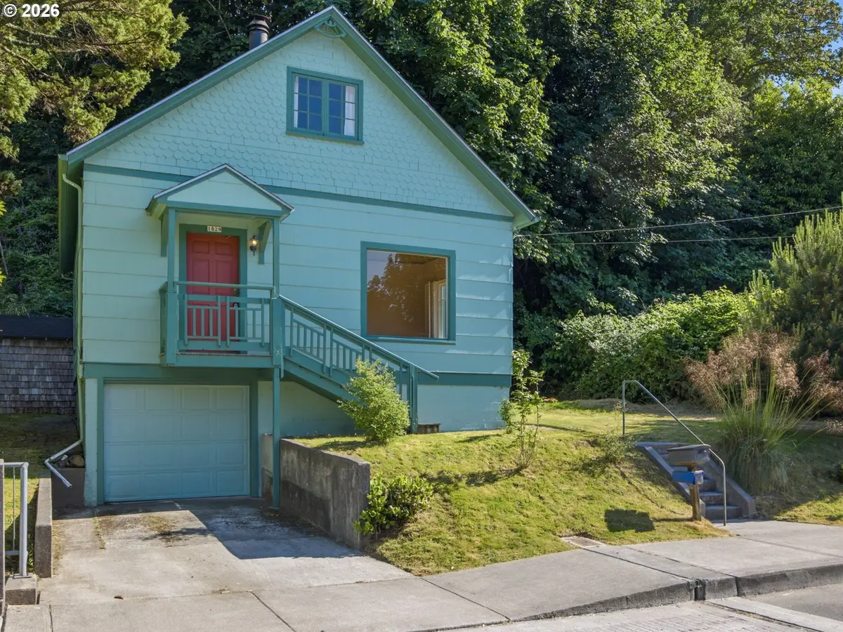 1829 Irving Ave, Astoria, OR 97103 - #1