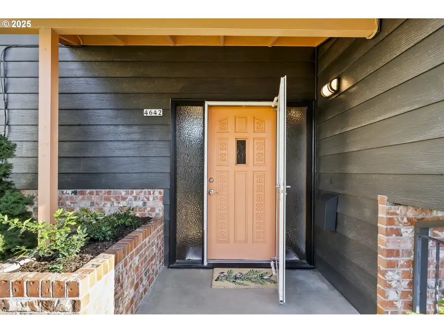 4642 SE 31st Ave, Portland, OR 97202 - Image #3