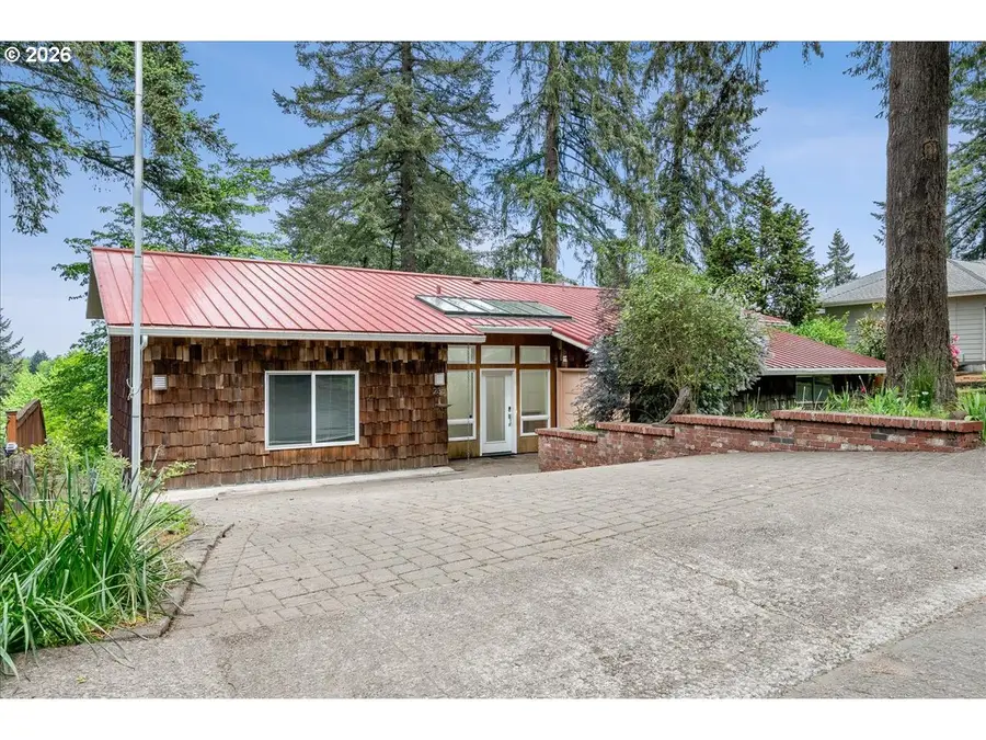 235 SE Kevin Way, Salem, OR 97306 - #3