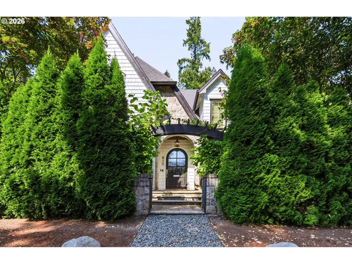 815 E Ave, Lake Oswego, OR 97034 - #1