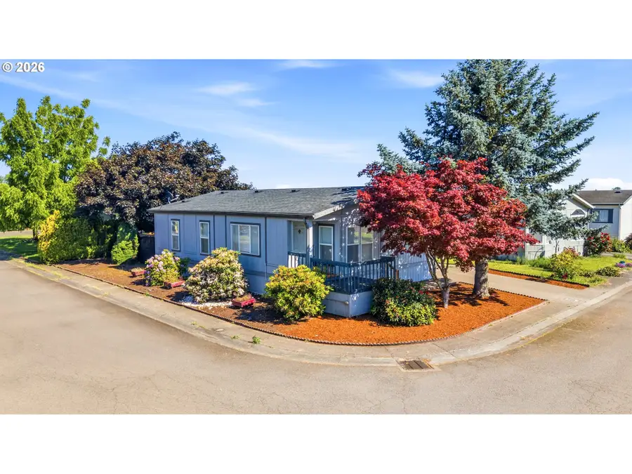2151 Three Lakes Rd, Albany, OR 97322 - #2