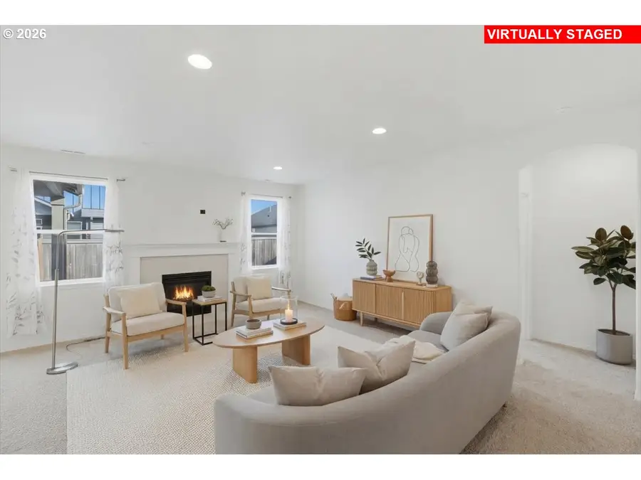 1363 Jefferson St, Independence, OR 97351 - #2