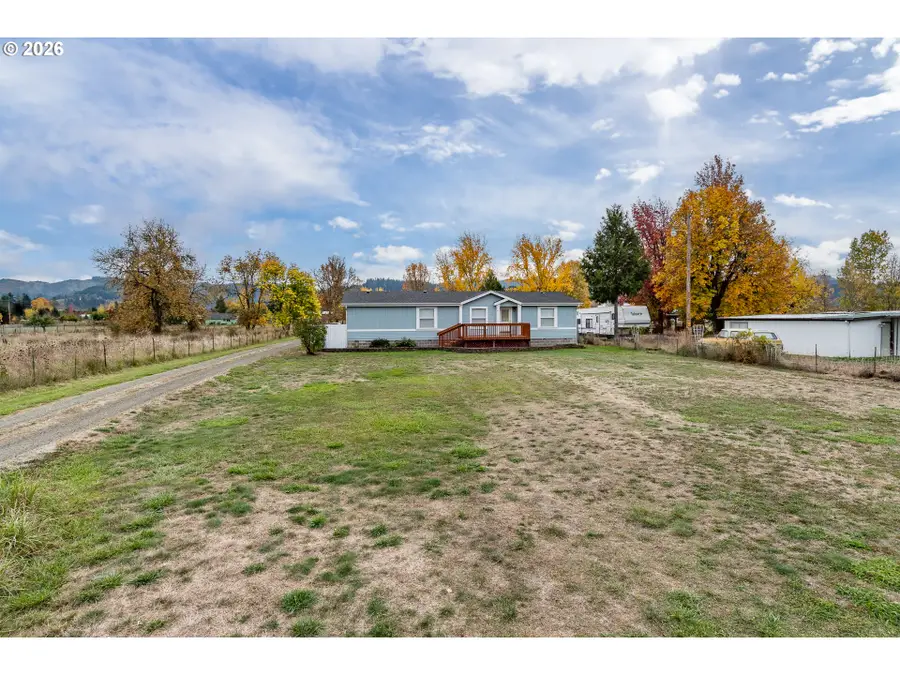 3421 Nonpareil Rd, Sutherlin, OR 97479 - #3