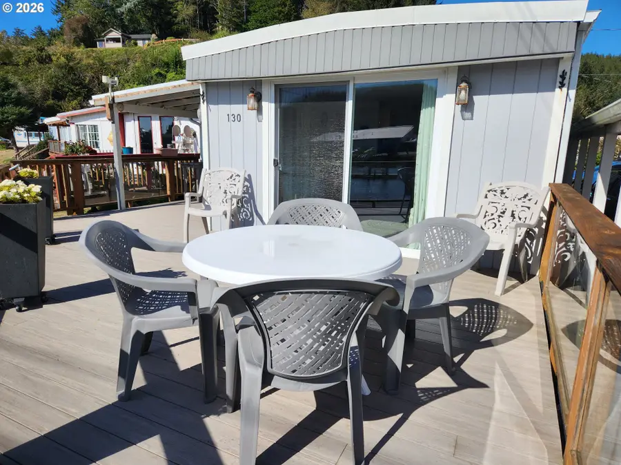 130 Riggs Hill Ln, Winchester Bay, OR 97467 - #3