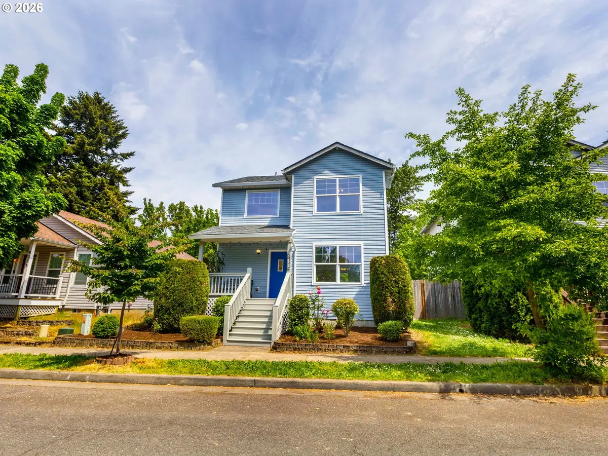 8329 N Johnswood Dr, Portland, OR 97203 - #1