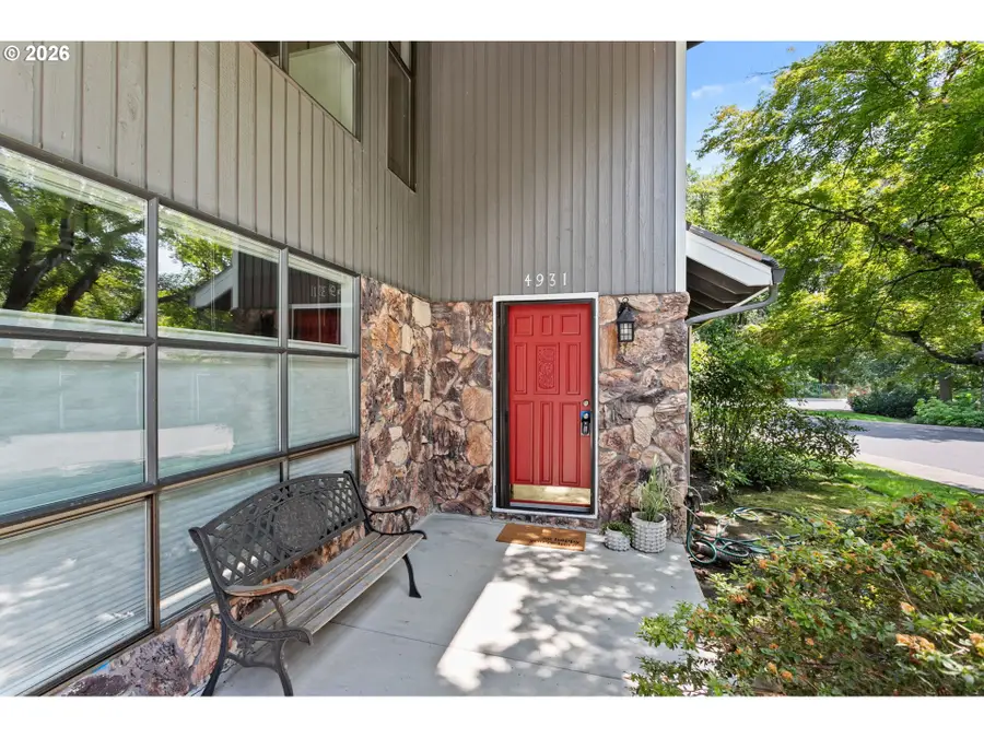 4931 SW Chestnut Pl, Beaverton, OR 97005 - #2