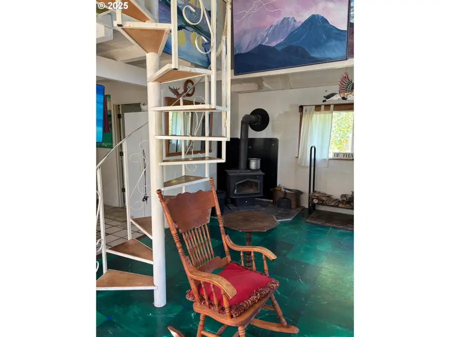 95021 Bethany Ln, Marcola, OR 97454 - Image #3