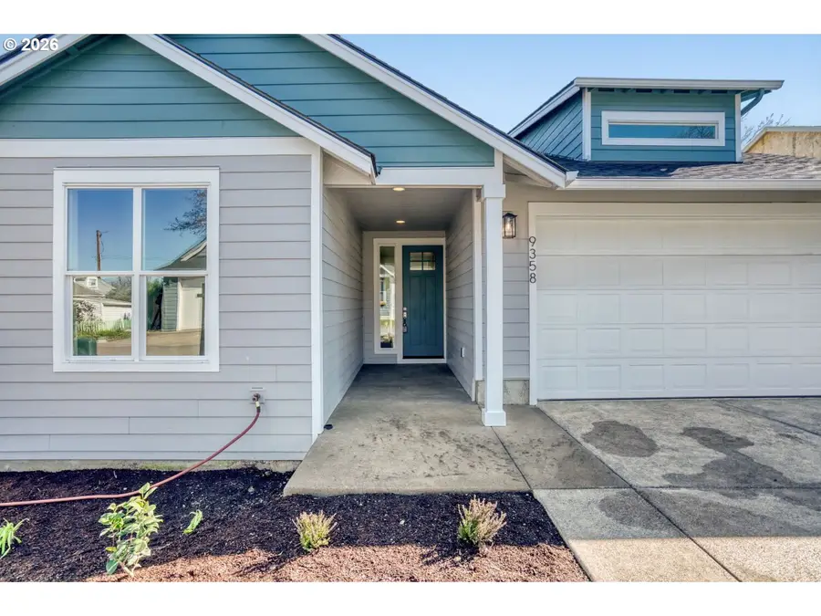 9358 Glory Ct, Salem, OR 97305 - #2