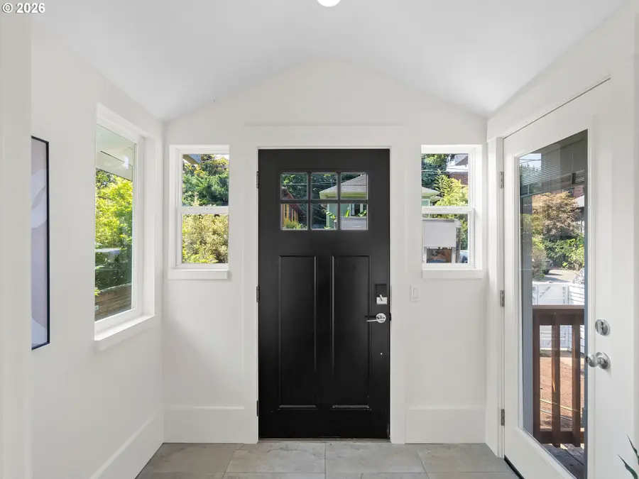 2927 SE Morrison St, Portland, OR 97214 - #3