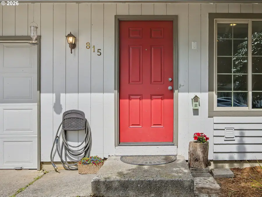 815 NE 25th St, Gresham, OR 97030 - #3