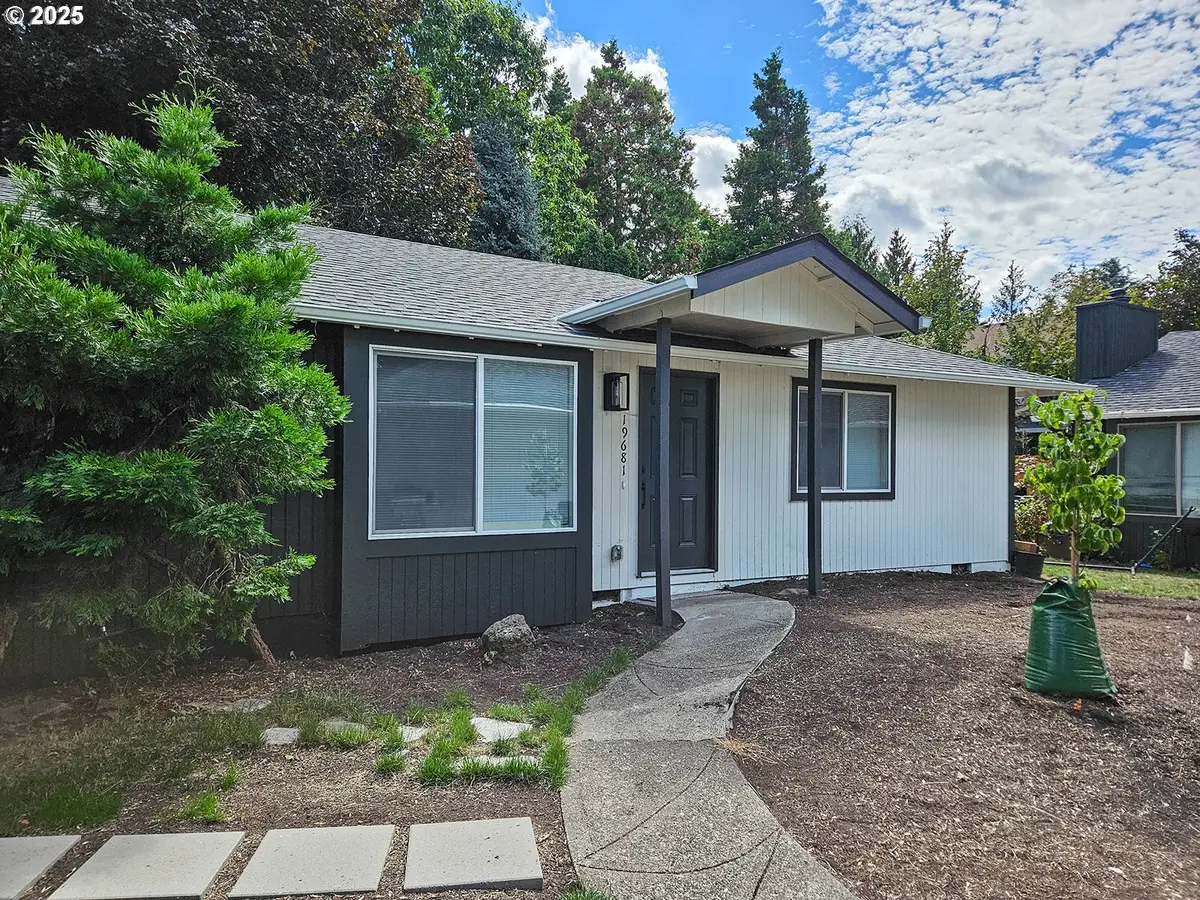 19685 SW 68th Ave, Tualatin, OR 97062 - Image #1