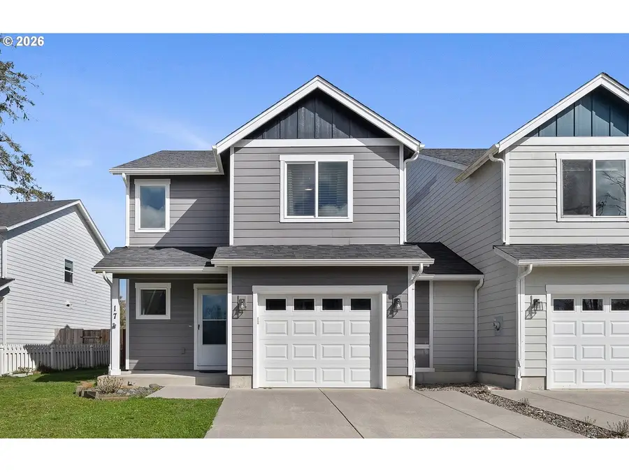 17 NW 6th Pl, Warrenton, OR 97146 - #2