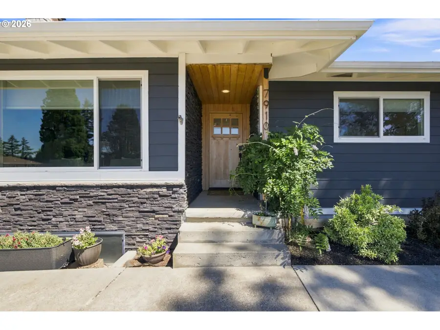 7910 SE 106th Ave, Portland, OR 97266 - #3