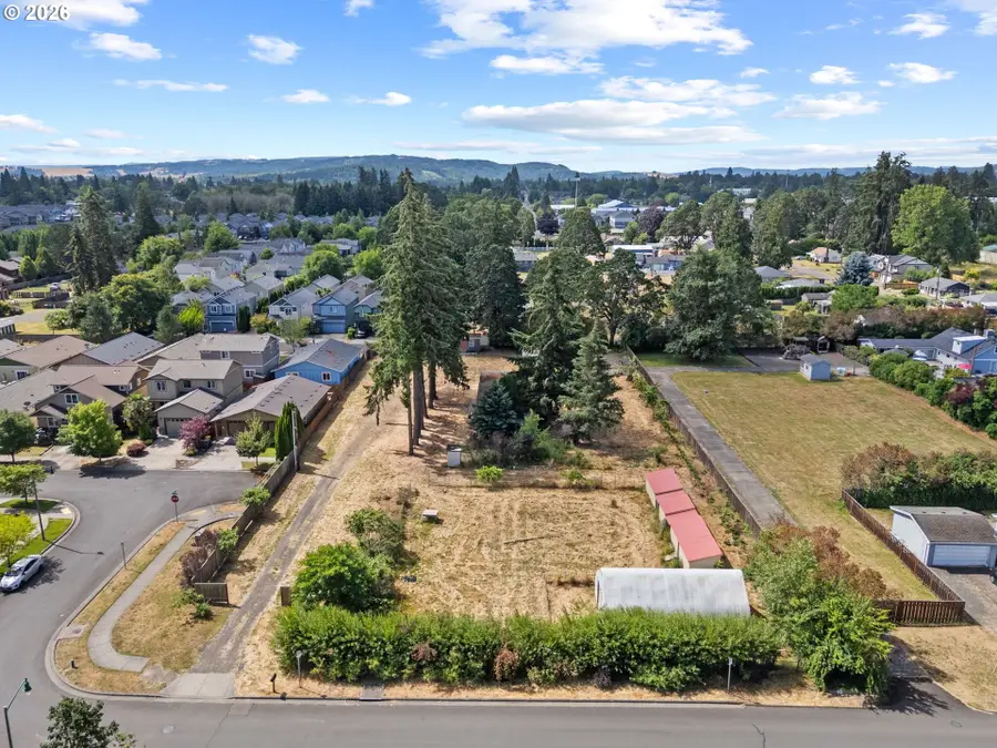 2762 Willamina Ave, Forest Grove, OR 97116 - #2
