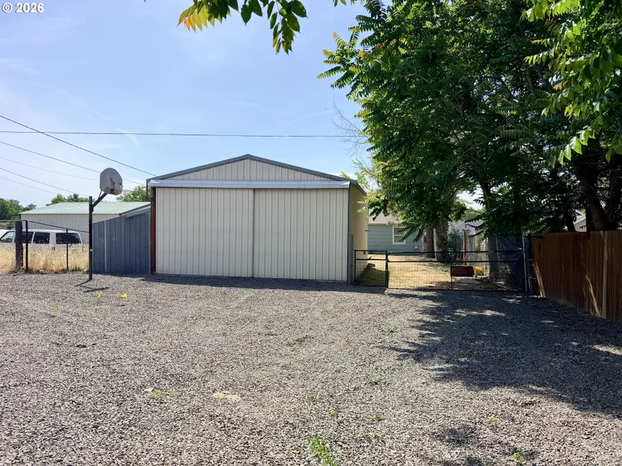 797 Diagonal Blvd, Hermiston, OR 97838 - #2