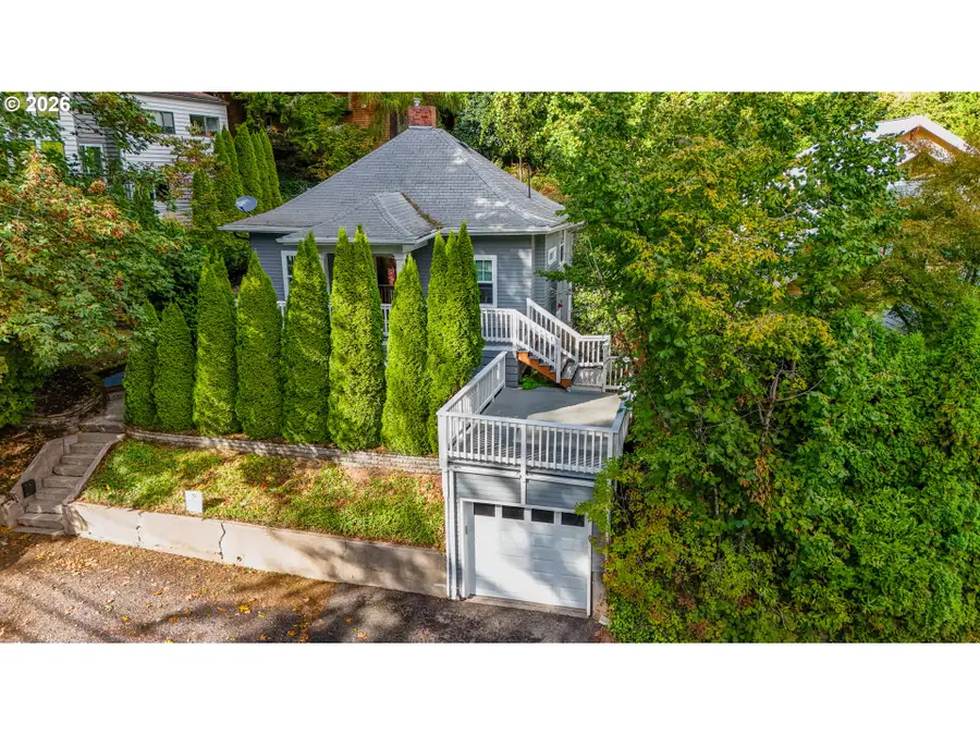 1617 SW Broadway Dr, Portland, OR 97201 - #2