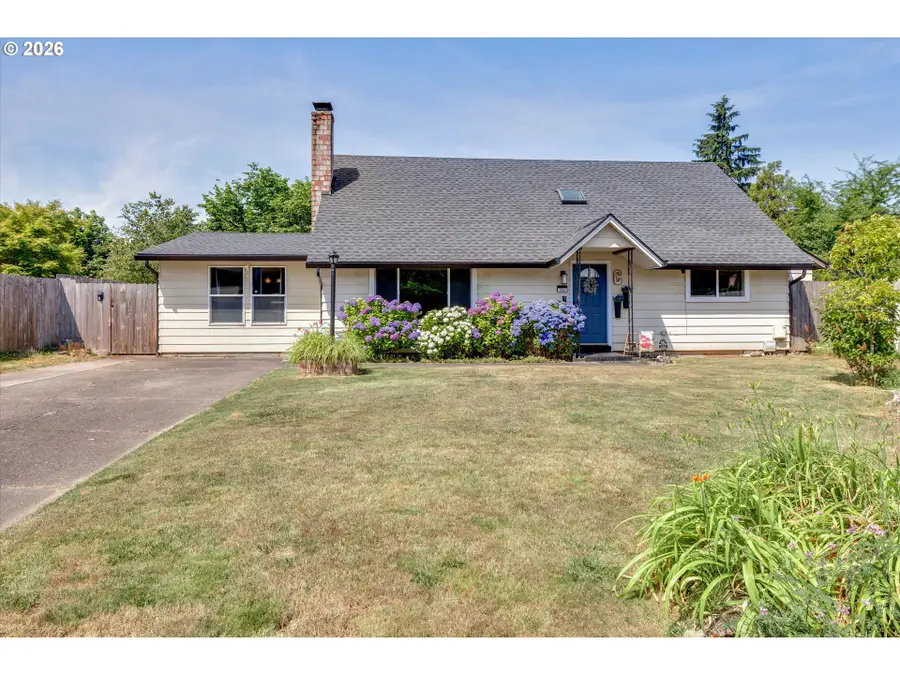 1563 NE Village Squire Ct, Gresham, OR 97030 - #2