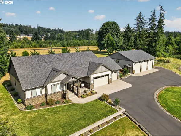 29746 SE Sunview Ln, Estacada, OR 97023