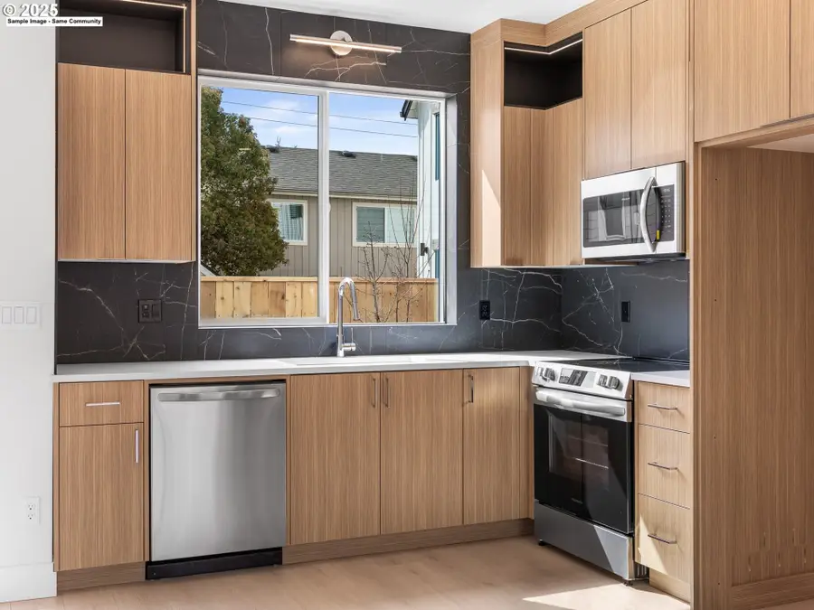 5181 SE 28th Ave #7, Portland, OR 97202 - Image #3