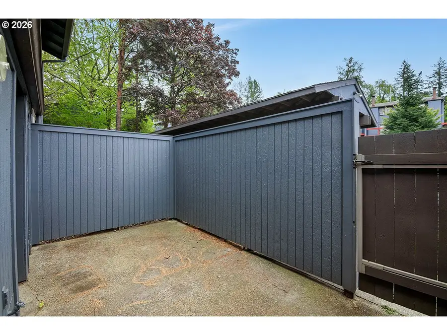 23931 NE Treehill Dr, Wood Village, OR 97060 - #3
