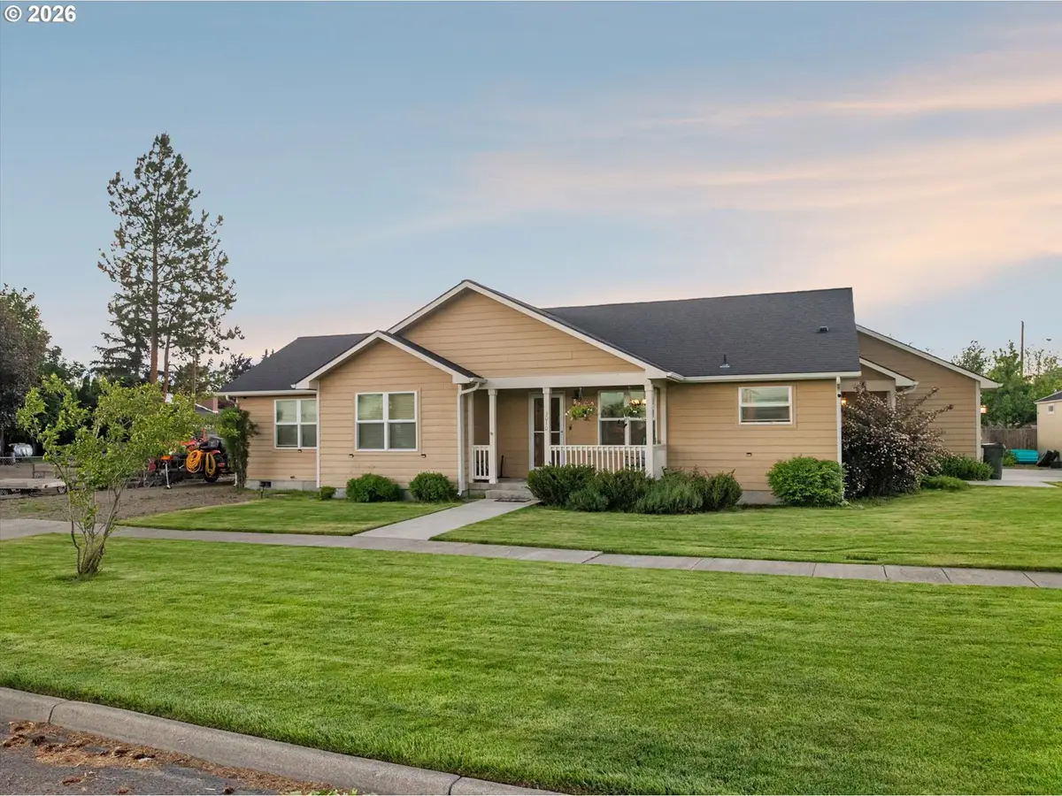 3010 5th St, Baker City, OR 97814 - #1