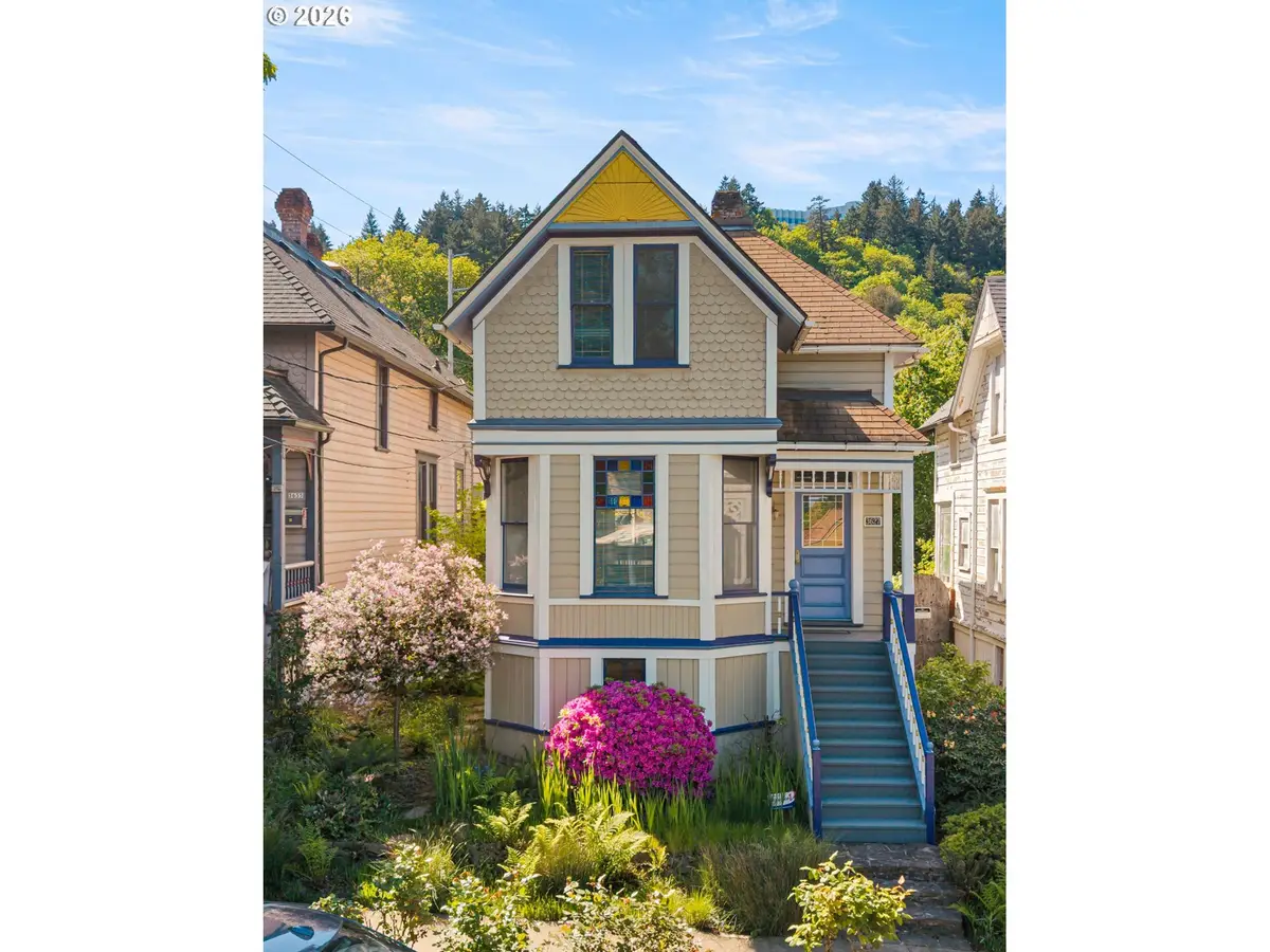 3627 S Corbett Ave, Portland, OR 97239 - #1