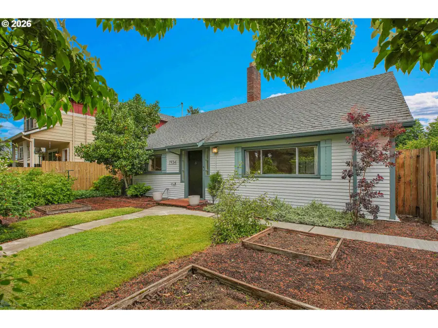 7934 N Hurst Ave, Portland, OR 97203 - #2