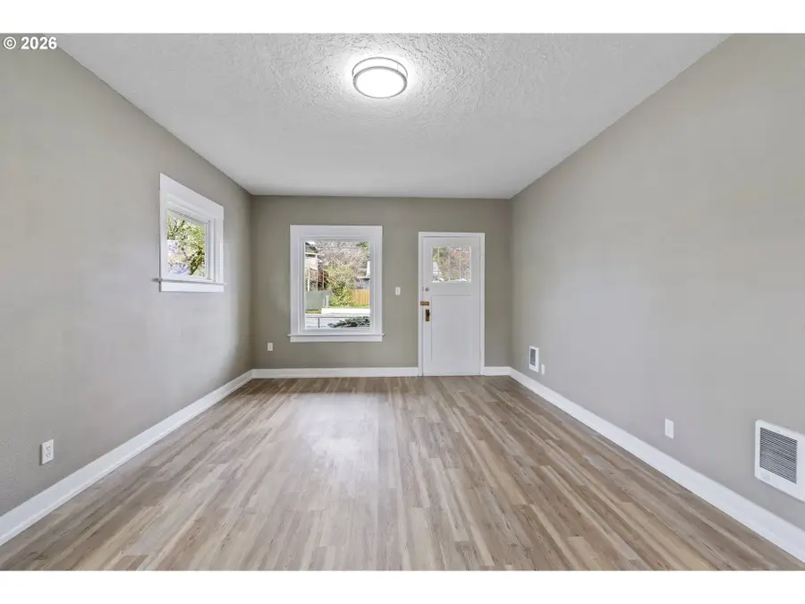 10104 SE Holgate Blvd, Portland, OR 97266 - #3