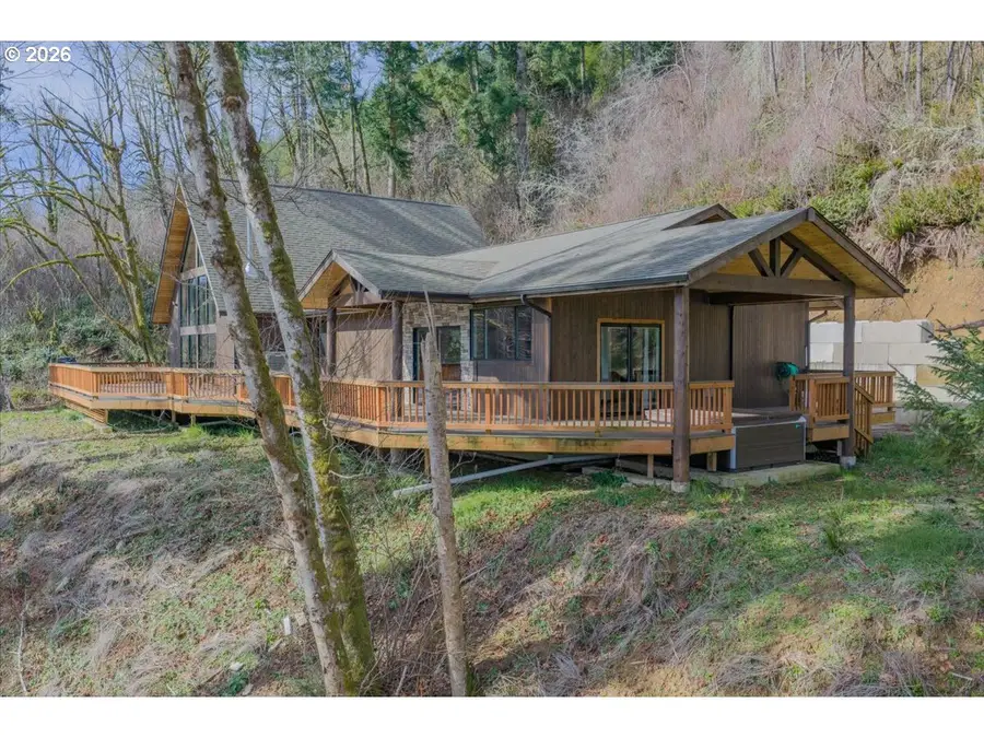 53 Olalla Rd, Toledo, OR 97391 - #3