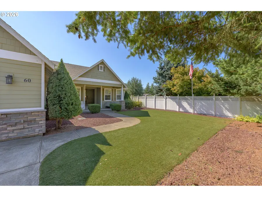 60 W Taylor St, Carlton, OR 97111 - #3