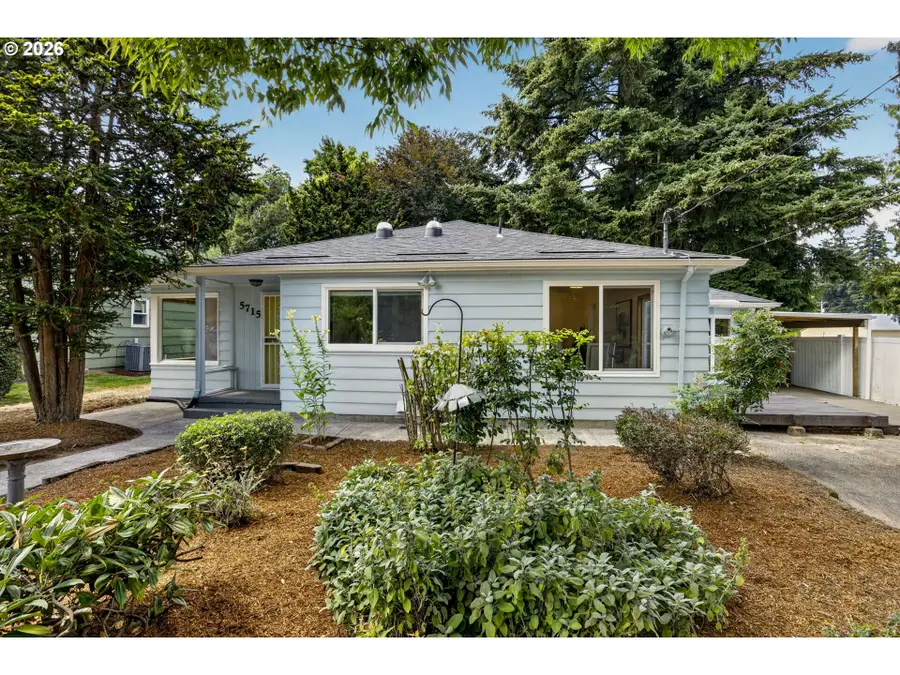 5715 NE 48th Ave, Portland, OR 97218 - #3