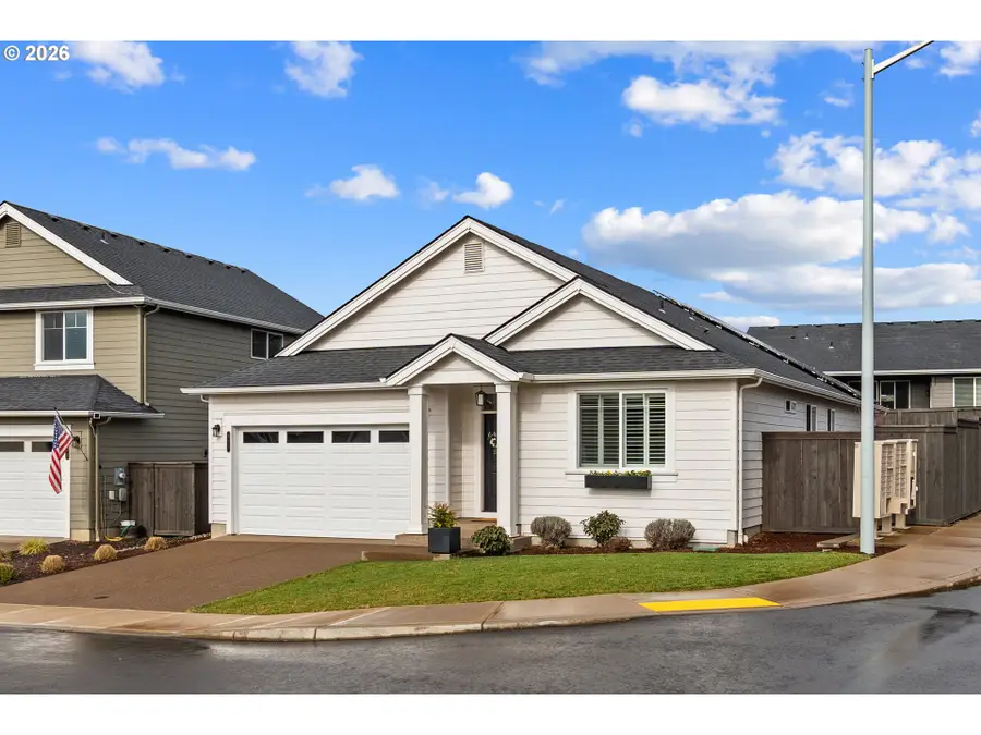513 NE Fremont Dr, Estacada, OR 97023 - #3