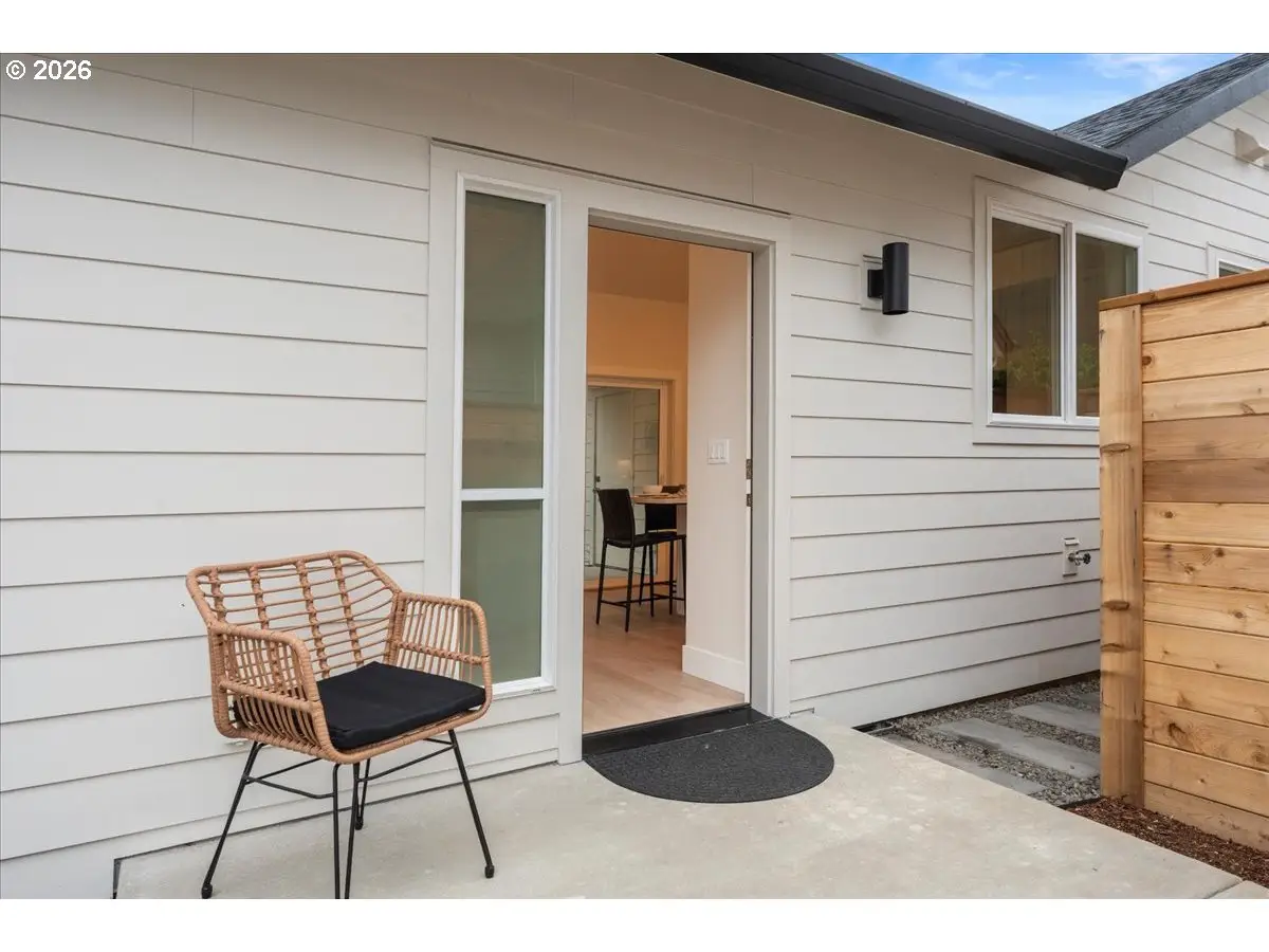 6703 SE 69th Ave #B, Portland, OR 97206 - #1