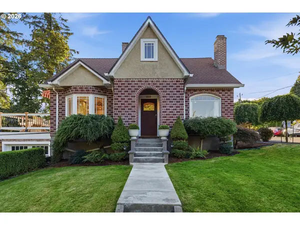 1135 NE Birch St, Camas, WA 98607