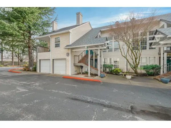 13210 SE 7th St #C15, Vancouver, WA 98683