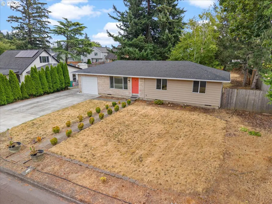 802 SW 15th St, Troutdale, OR 97060 - #3