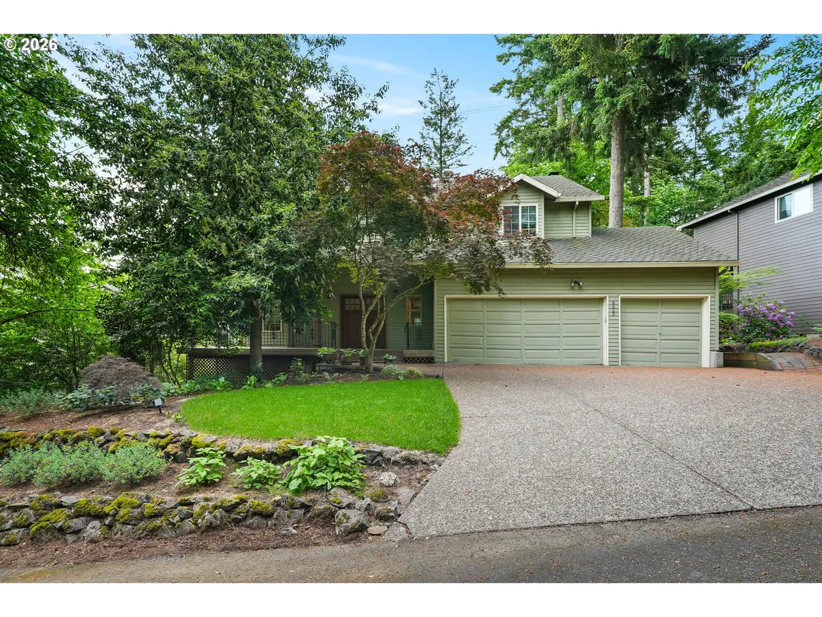 6523 SW Moonshadow Ct, Portland, OR 97223 - #1