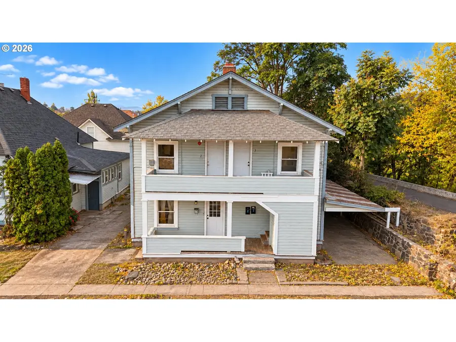 143 SW 3rd St, Pendleton, OR 97801 - #2