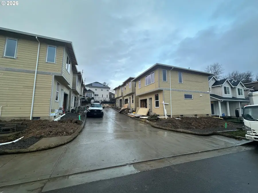 4059 SW Mckinley St #40, Gresham, OR 97080 - Image #3